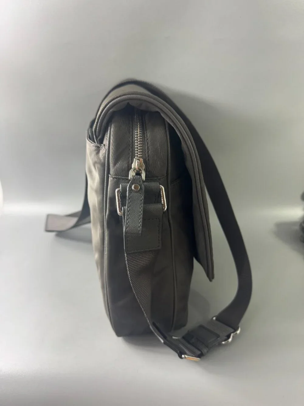 Michael Kors Gay Nylon Messenger Bag